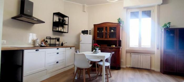 2 Bedroom Gem Near Milano Centrale Fast Wi Fi Kademy House Номер фото