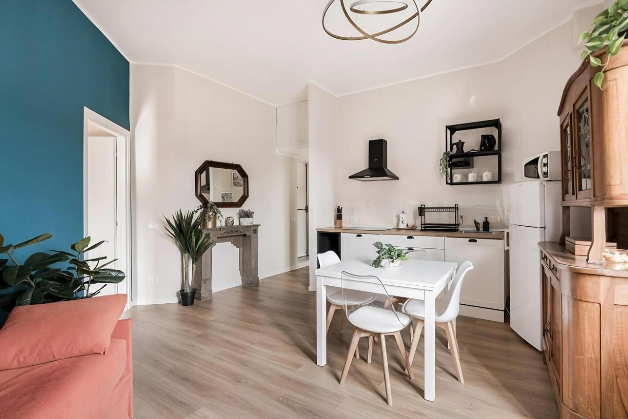2 Bedroom Gem Near Milano Centrale Fast Wi Fi Kademy House Экстерьер фото